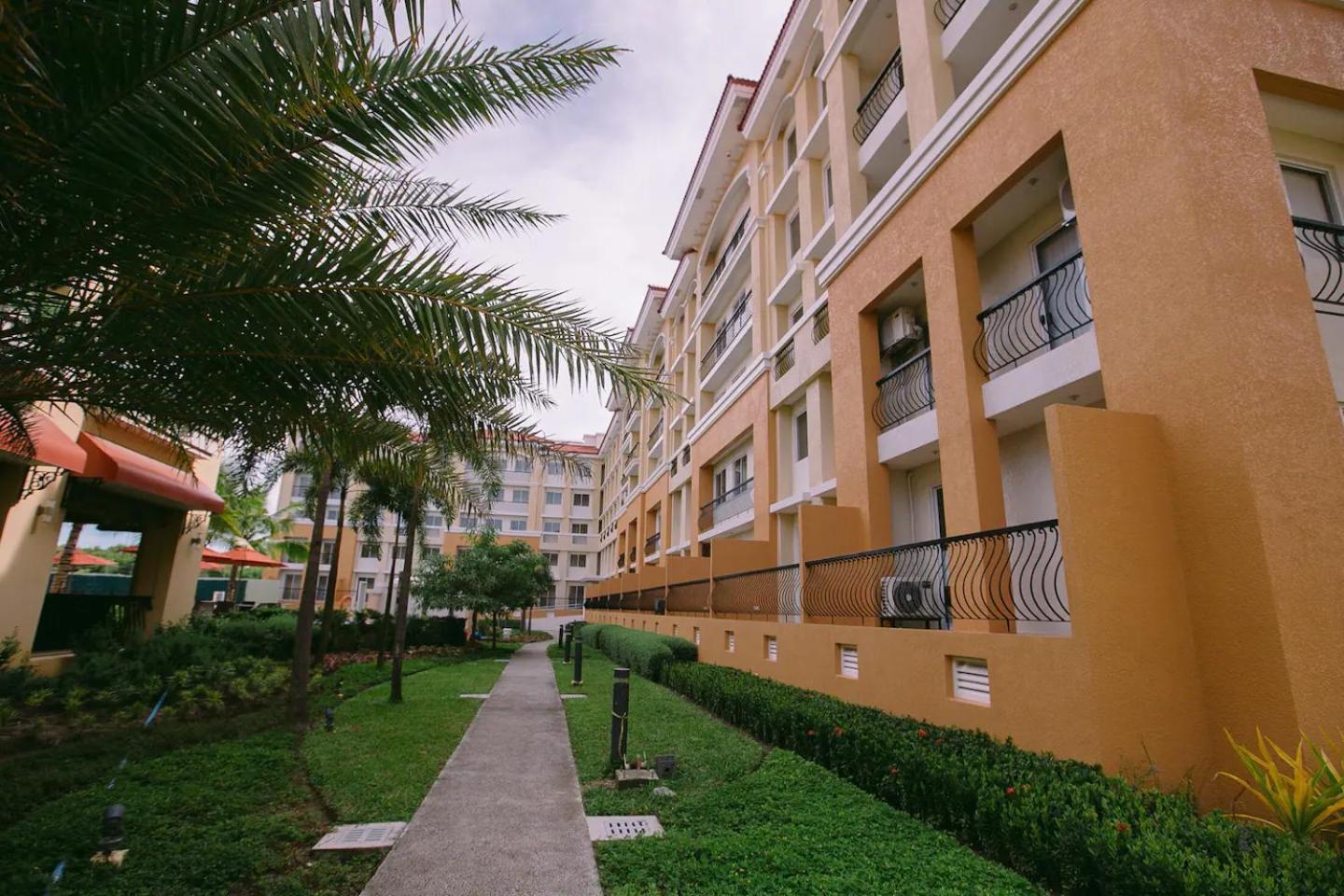 Kara'S Suite Cebu Exterior foto
